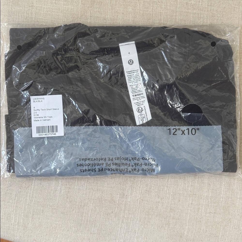 NWT lululemon tech short sleeve 2.0 size 4 black